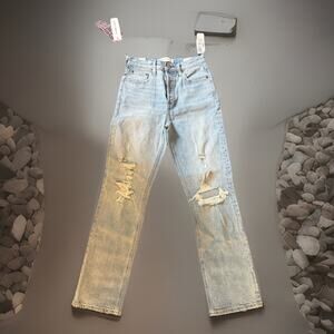 NWT Arlo jeans ARITZIA Distressed Light Blue Women’s Denim 25W BUTTON FLY